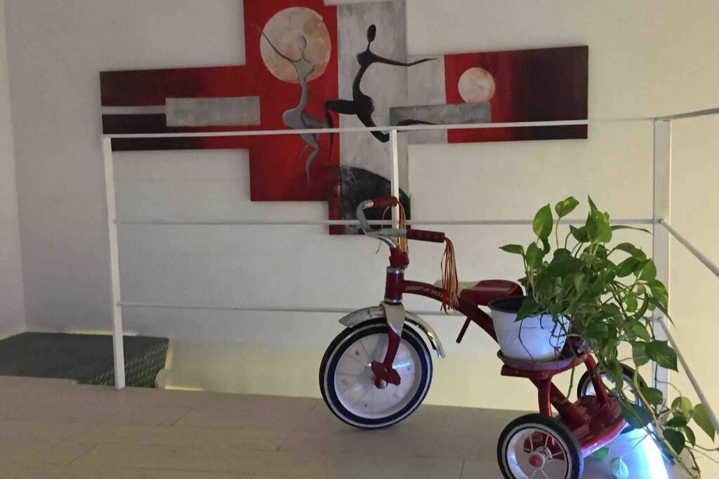 Small Mezzanine Apartment Colosseo Rome Luaran gambar